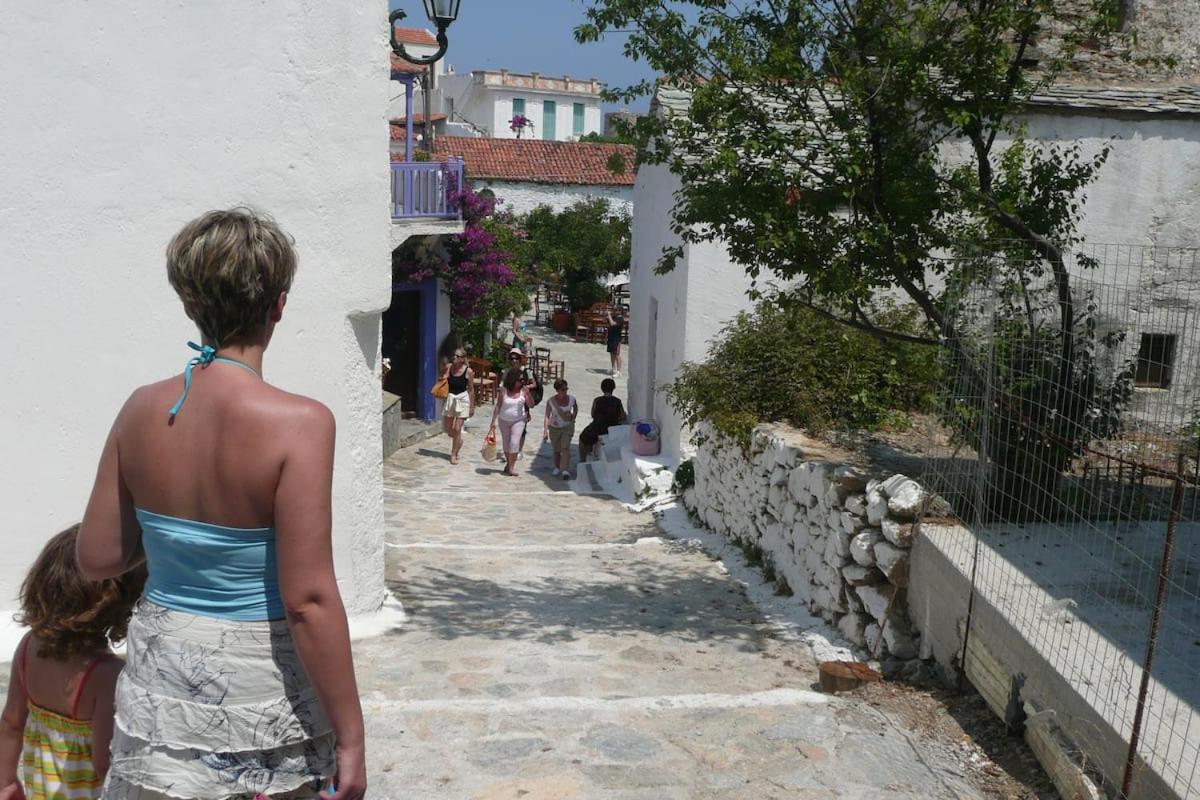 Magnolia Apartment Alonnisos Town Bagian luar foto